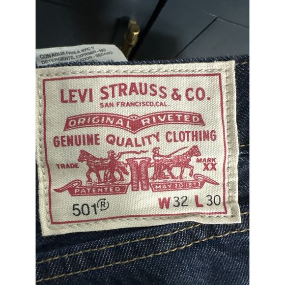 Levi's 501 Jeans Dark Blue Original Fit Denim Button Fly Big E Men's Size 32x30 - Picture 14 of 14